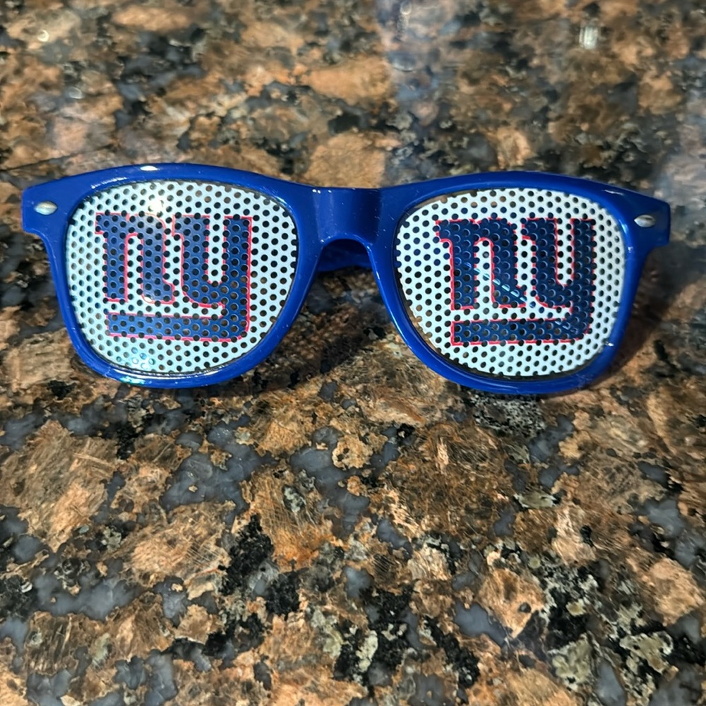 New York Giants football sunglasses glasses sports themed party game day shades